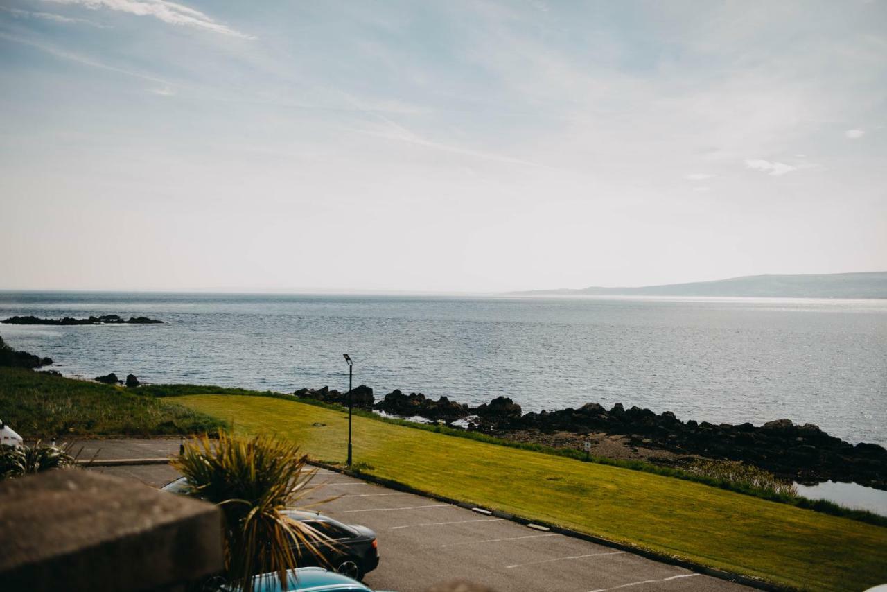 The Castle Inn Restaurant Greencastle  Exteriör bild